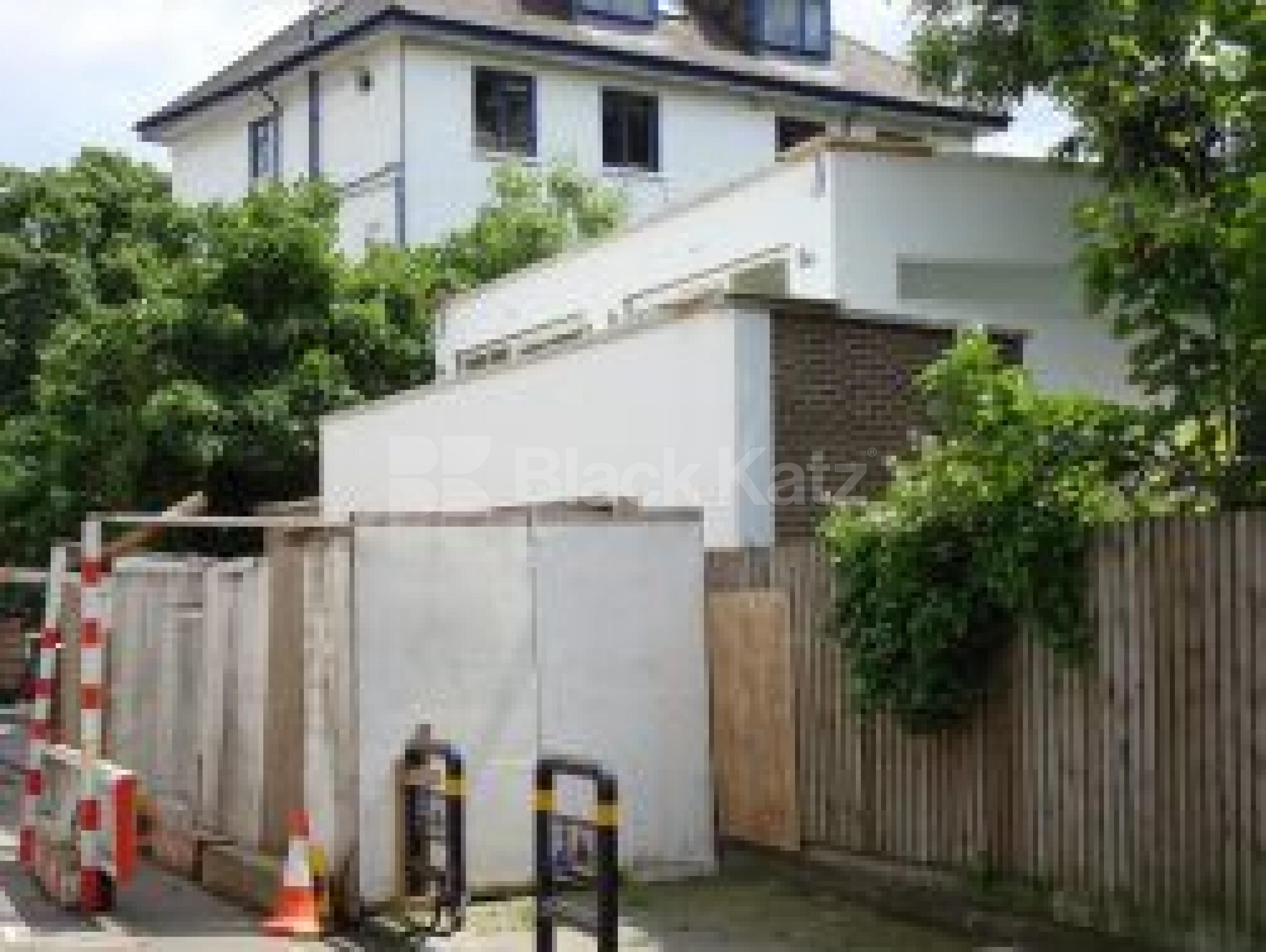 			New Instruciton, 2 Bedroom, 1 bath, 1 reception Flat			 Hilldrop Cresent, TUFNELL PARK N7